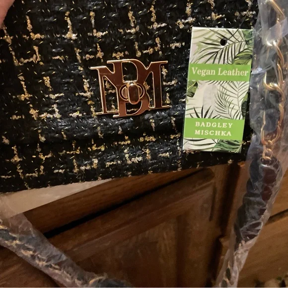 BADGLEY MISHKA Elegant Black Tweed Bag NWT - Picture 3 of 9